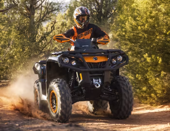 2014–pr. Can-Am Outlander 800R XT-P '2013–pr.