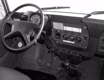 Panel frontal Bombardier Volkswagen Iltis (Type 183) '1982–88