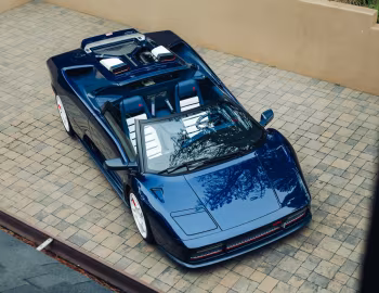 Eccentrica V12 Roadster HK Collection '08.2026