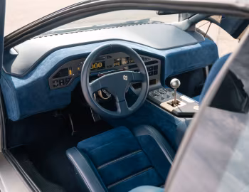 Interior Eccentrica Restomod '07.2023