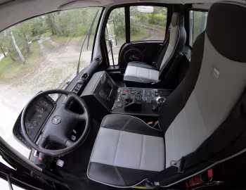 Interior Brabus Mercedes-Benz Unimog U500 Black Edition '2006–13