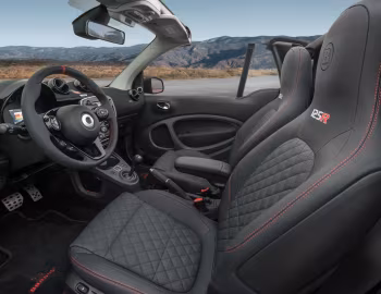 Інтэр'ер Brabus 125R (A453) '2018