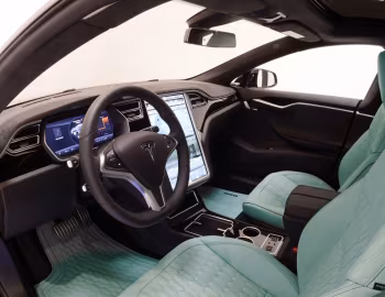 Интерьер Brabus Tesla Model S '2015–16