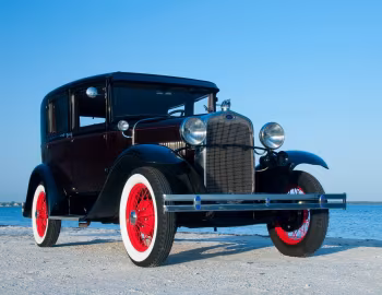 1930–31 Ford Model A Fordor Sedan (170В)