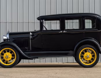 1929 Ford Model A Town Sedan (155-B)