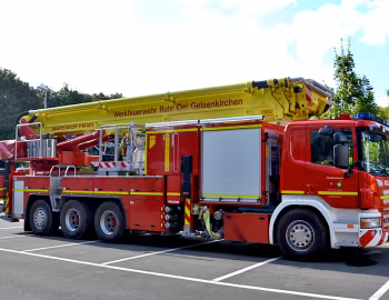 Scania P420 8×4-4 Teleskopmast Bronto Skylift F44 RPX [Germany] '2012