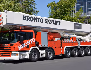 Scania P440LB12×4/*6HSA rigid CP19 Teleskopmast Bronto Skylift Typ F104 HLA '2015