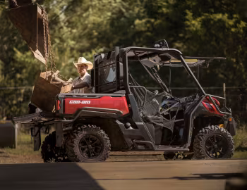 2018 Can-Am Defender XT HD10