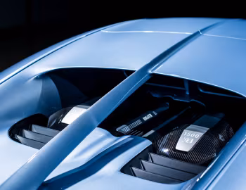 Bajo el capó Bugatti Chiron "Profilée" '2022