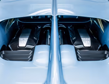 Bajo el capó Bugatti Chiron "Profilée" '2022