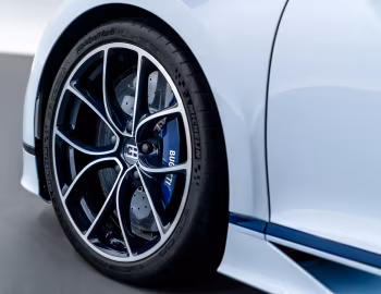 Bugatti Chiron Sky View Show Car (#795023) '08.2018