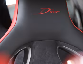 Interior Bugatti Divo "Lady Bug" '03.2021