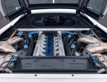 Bajo el capó Bugatti EB110 GT (#39099) '1995