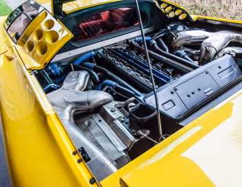 Bajo el capó Bugatti EB110 SS (#39038) '1995