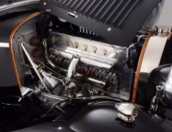 Bajo el capó Bugatti Type 46 Faux Cabriolet by Veth & Zoon '1930