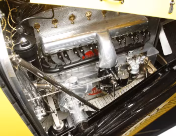 Bajo el capó Bugatti Type 46 Superprofile Coupe '1930