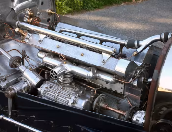 Bajo el capó Bugatti Type 51 Grand Prix Racing Car '1931–34