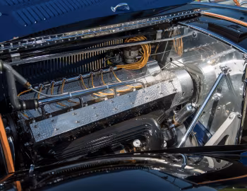 Bajo el capó Bugatti Type 57 Stelvio Cabriolet (#57406) '1936