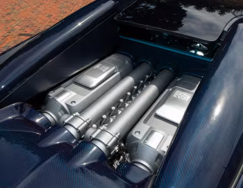 Bajo el capó Bugatti Veyron Grand Sport Roadster "Vitesse" "JP Wimille" [North America] '2013
