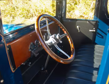 Panel frontal 1926 Buick Ambulance by Hoover Carriage Company