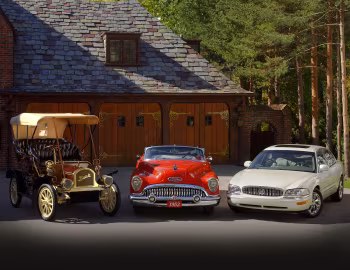 '1905 Buick Model C & '1953 Skylark & '2005 Park Avenue Ultra 