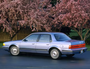1989 Buick Century Custom Sedan (H69 AH5)