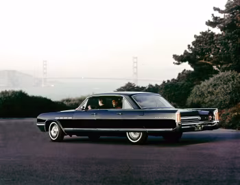 1964 Buick Electra 225 4-door Pillarless Sedan (4829) '1963–64
