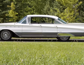 1960 Buick Electra 225 4-door Riviera Sedan (4829)