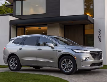 2022–24 Buick Enclave Avenir [North America] '2021–24