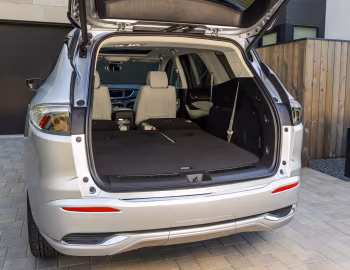 Ambos 2022–24 Buick Enclave Avenir [North America] '2021–24