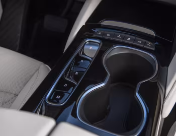 Interior 2021–23 Buick Envision Avenir [North America] '2021–23