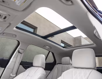 Interior 2021–23 Buick Envision Avenir [North America] '2021–23