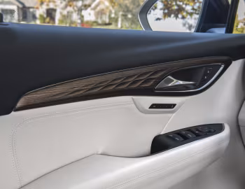 Interior 2021–23 Buick Envision Avenir [North America] '2021–23