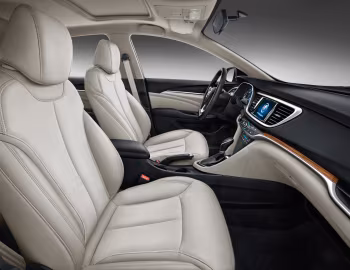Interior Buick Excelle GT '2015–17