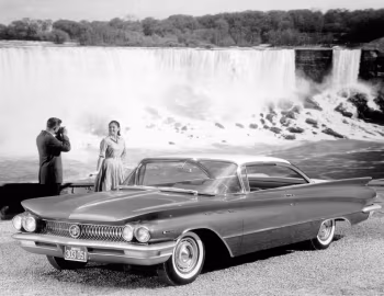 1960 Buick Invicta 2-door Hardtop (4637)