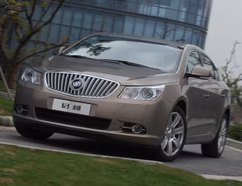 Buick LaCrosse [China] '2009–13