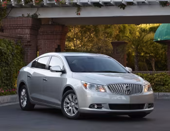 2010–13 Buick LaCrosse CXL [North America] '2009–13