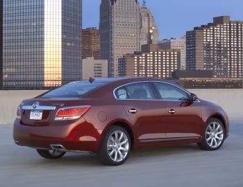 2010–13 Buick LaCrosse CXS [North America] '2009–13