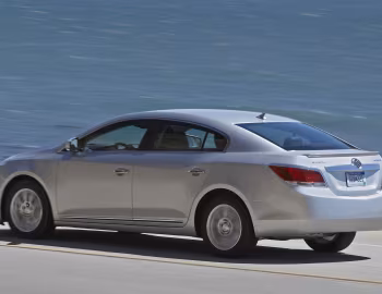 2010–13 Buick LaCrosse CXL [North America] '2009–13