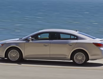 2010–13 Buick LaCrosse CXL [North America] '2009–13