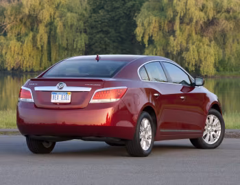 2010–13 Buick LaCrosse CXS [North America] '2009–13