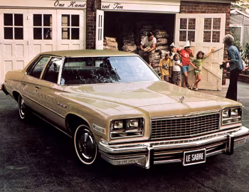 1976 Buick LeSabre Custom Sedan (4BP69) '09.1975–76