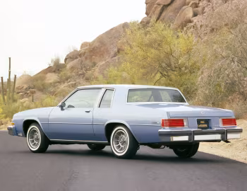 1982 Buick LeSabre Custom Coupe (4BN37)