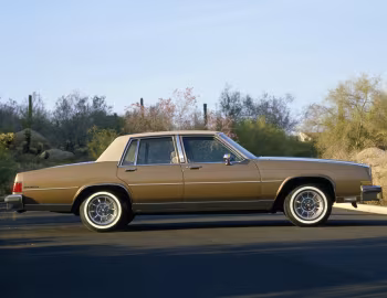 1982 Buick LeSabre Custom Sedan (4BN69)