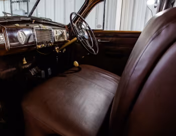 Interior 1938 Buick Limited Limousine [India] (38-90L)