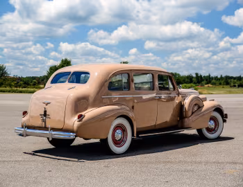 1938 Buick Limited Limousine [India] (38-90L)