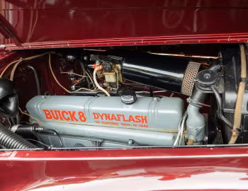 Bajo el capó 1940 Buick Limited Sport Phaeton (81С)