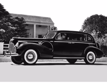 1940 Buick Limited Touring Sedan