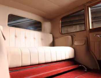 Interior McLaughlin-Buick Master Six 7-passenger Sedan [UK-spec] (28-50C) '1928