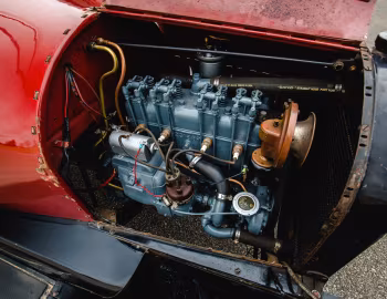 Bajo el capó 1916 Buick Model D-45 Tourer